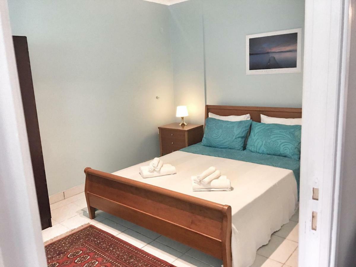 Renovated Apt 100M From Beach Wifi Ac Анависос Екстериор снимка